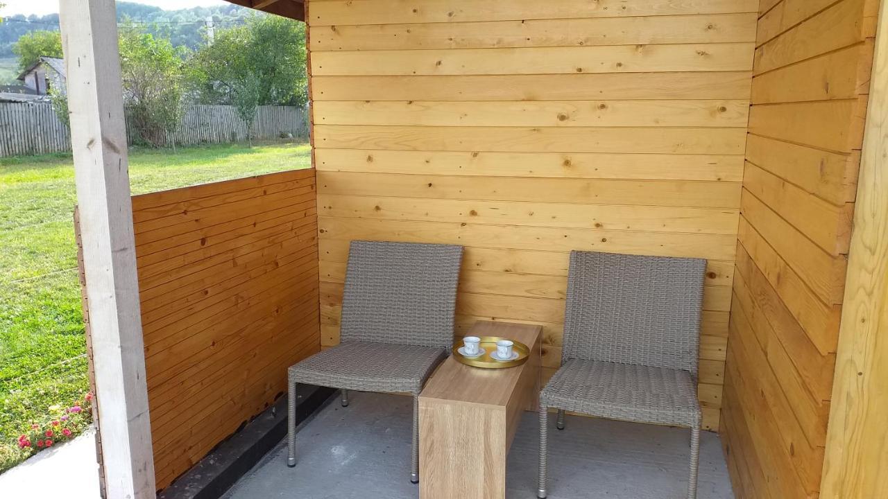 La Livada Villa Valea Danului ภายนอก รูปภาพ